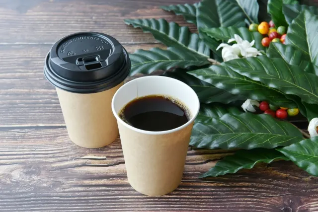 テイクアウト用コーヒーのイメージ