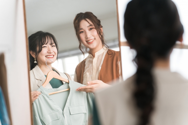 アパレル店員とお客さん