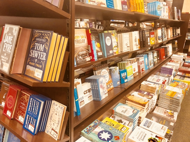 書店の本棚