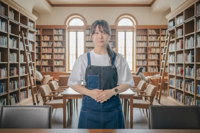図書館のスタッフのイメージ