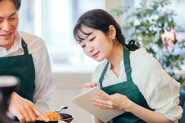 アドバイスを受ける女性