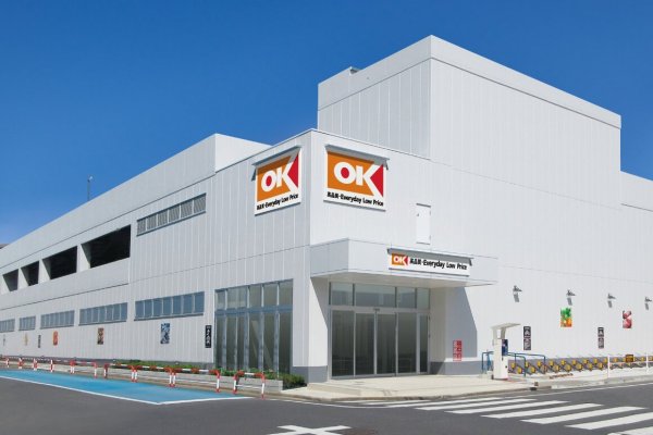 オーケー店舗外観