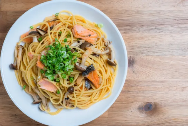 鮭ときのこの和風パスタのイメージ