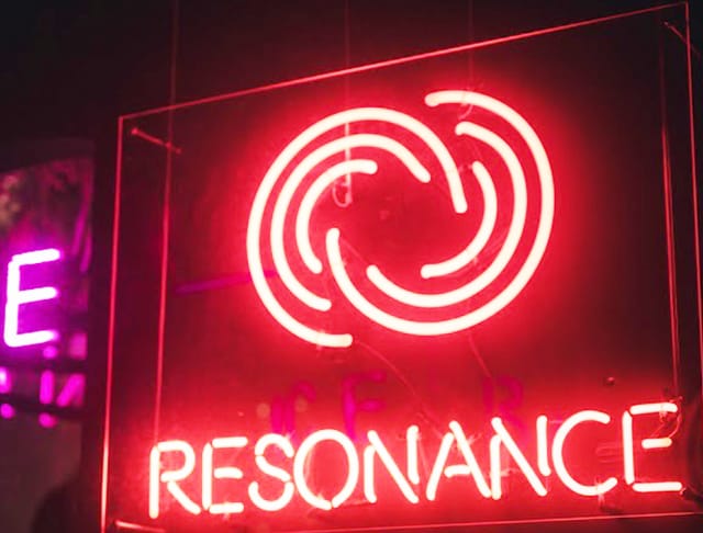 ガールズバー Resonance（リゾナス）のフォトギャラリー2