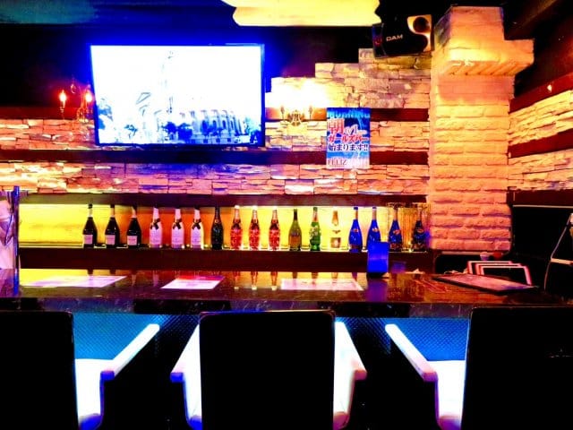 【朝・昼・夜】Girls Bar FELIZ(フェリス)のフォトギャラリー3