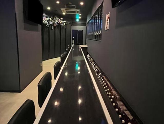 Queens Bar（クイーンズバー）のフォトギャラリー1
