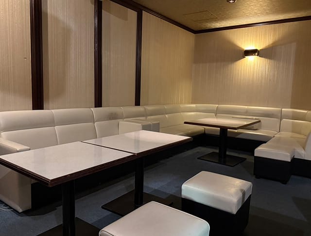 Stylish lounge B（ラウンジビー）のフォトギャラリー2