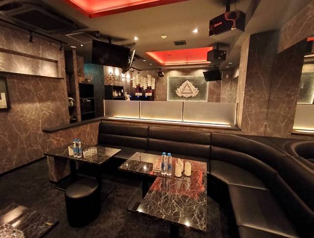 Royal Lounge TRINITYのフォトギャラリー2