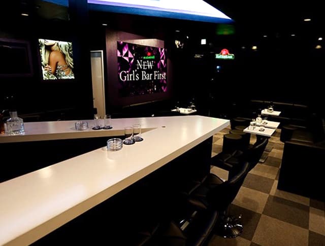 Girl's Bar First（ファースト）のフォトギャラリー2