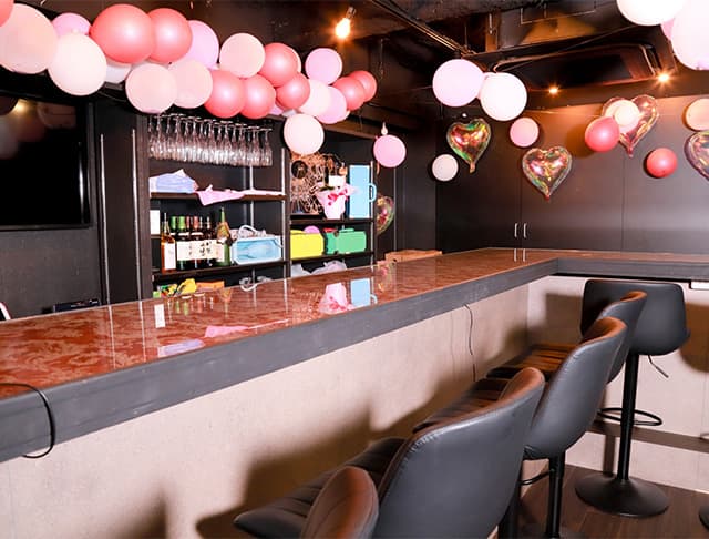 【昼・夜・朝】Girl's bar ピタラビのフォトギャラリー1