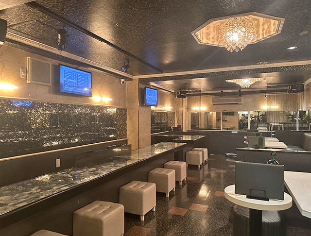【拝島駅】BAR LOUNGE GOLD（ゴールド）のフォトギャラリー1