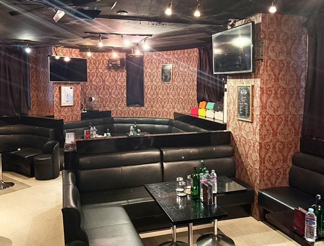 【JR線・銀座線神田駅南口】club LAFEのフォトギャラリー1
