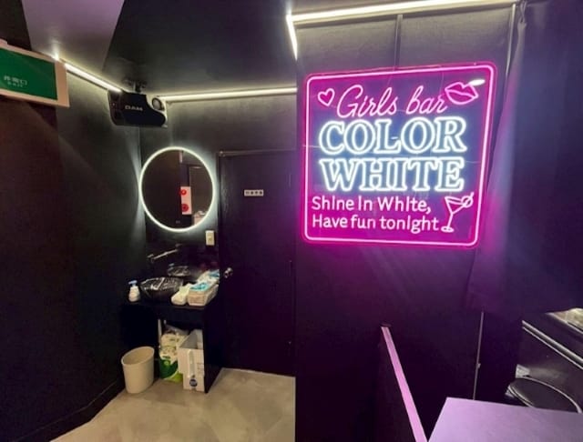 【町屋】COLOR WHITE（カラーホワイト）のフォトギャラリー1