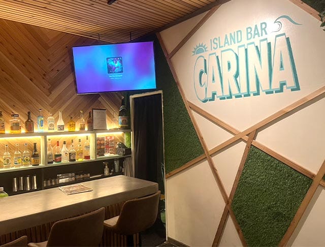Island bar carina（カリーナ）のフォトギャラリー1