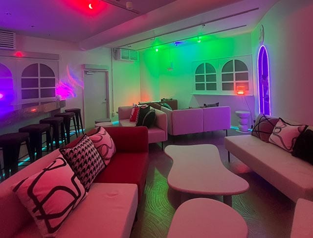 【大和八木】no sleep loungeのフォトギャラリー2