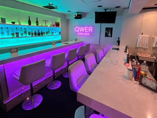 QWER（キューダブリューイーアール）のフォトギャラリー1