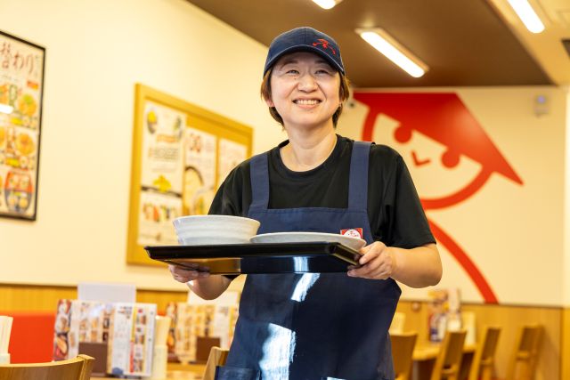 ファミリー食堂　山田うどん食堂　みどりヶ丘店_164の女性バイト求人情報
