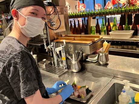 青森ねぶたワールド　新橋店（東京都）の女性バイト求人情報