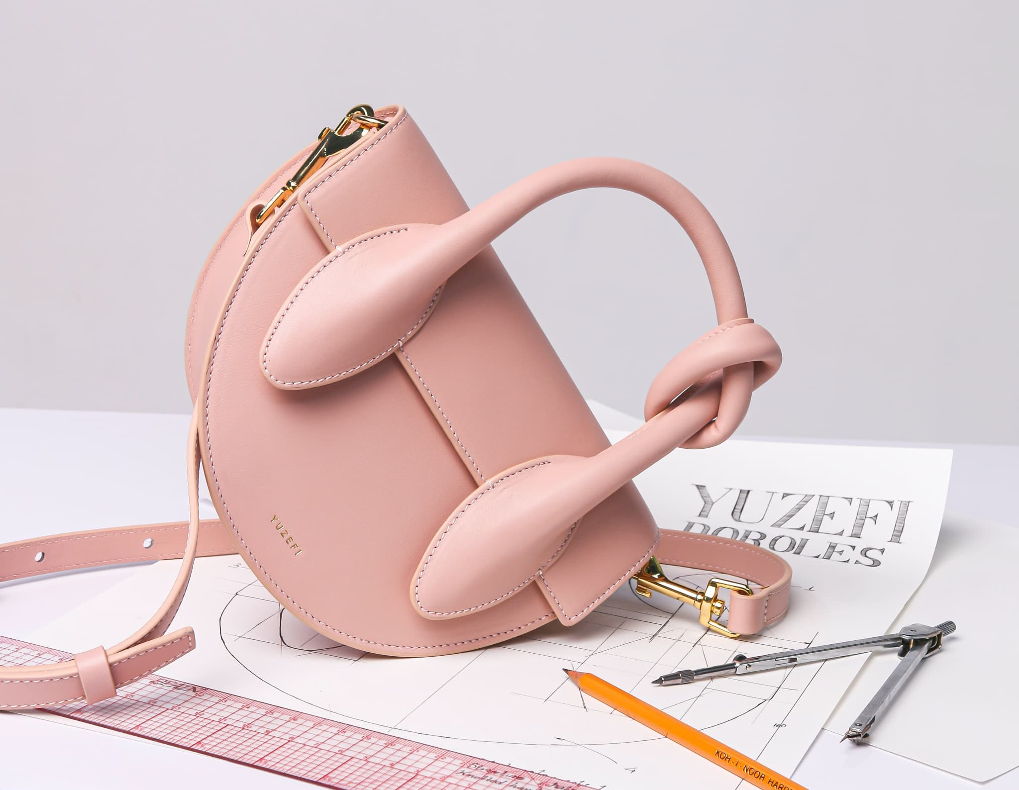 株式会社シーエーセールススタッフ（京都府）の女性バイト求人情報